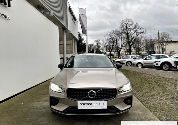 Volvo V60 cena 179900 przebieg: 20834, rok produkcji 2022 z Tuchola małe 631